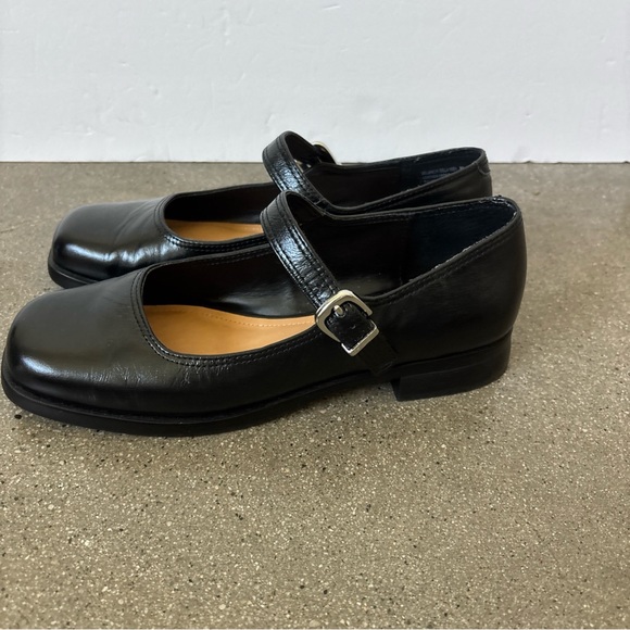 Steve Madden Delancy Leather Mary Jane Flats - Picture 6 of 14